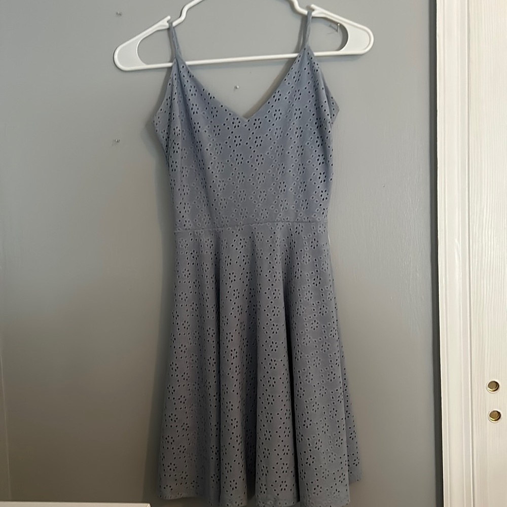 Light blue eye lit dress